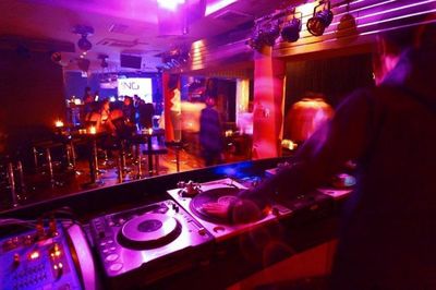 美国JBL PRX800W 鼎力打造翡丽音乐酒吧